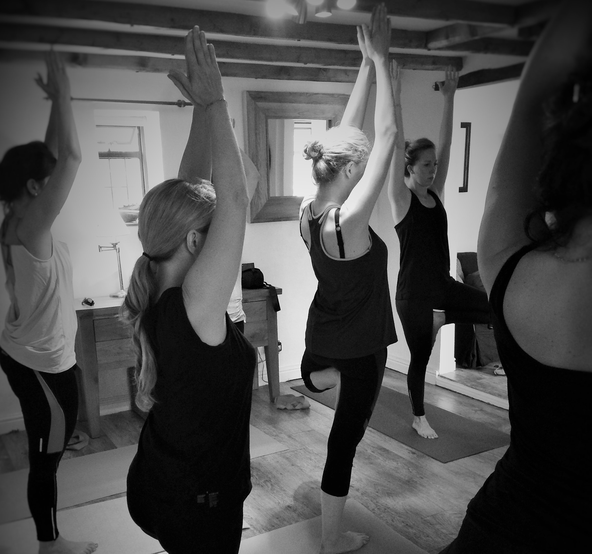 Hen weekend yoga in the Cotswolds